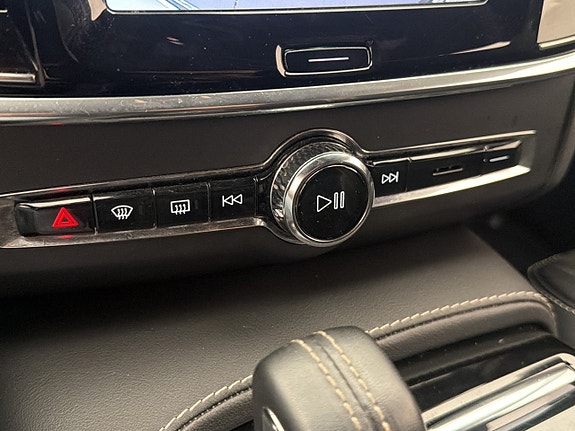 Volvo V90 24 of 30