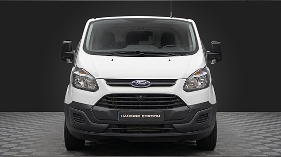 Ford Transit Custom 2 of 15