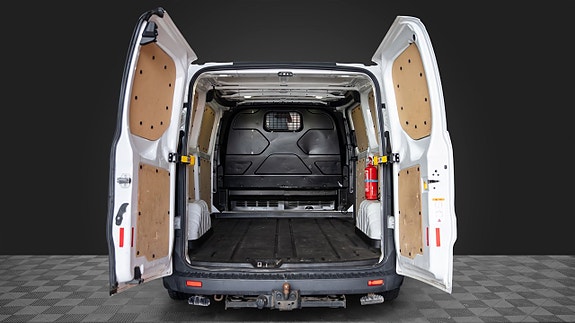 Ford Transit Custom 14 of 15