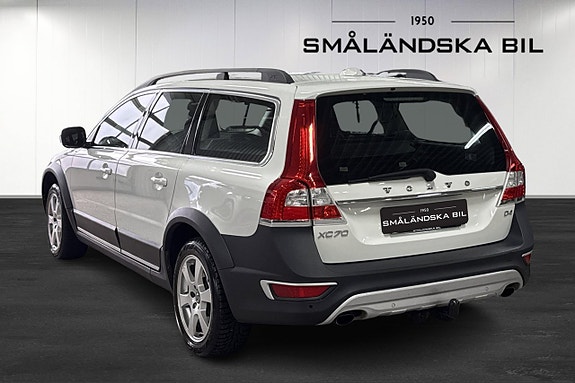Volvo XC70 3 of 15