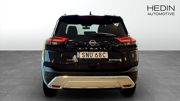 Nissan X-Trail 7 of 9