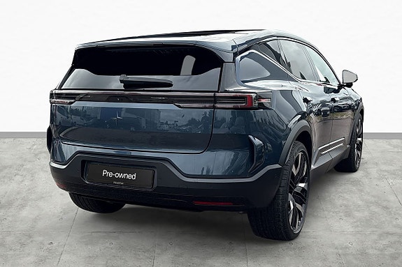 Polestar 3 9 of 19