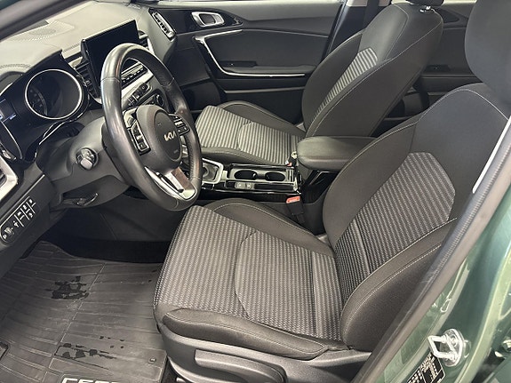 Kia Ceed 8 of 15