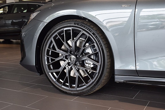 Audi A6 3 of 9