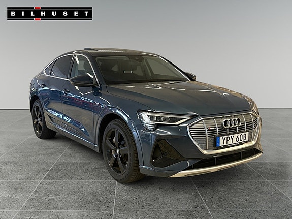 Audi e-tron Sportback 12 of 21