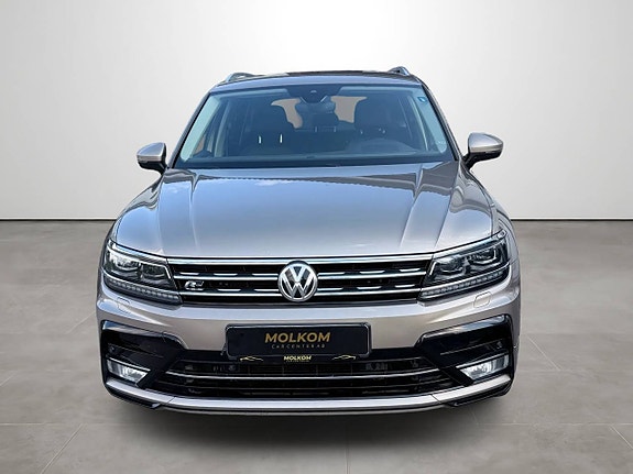 Volkswagen Tiguan 2 of 21
