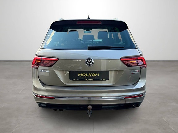 Volkswagen Tiguan 6 of 21