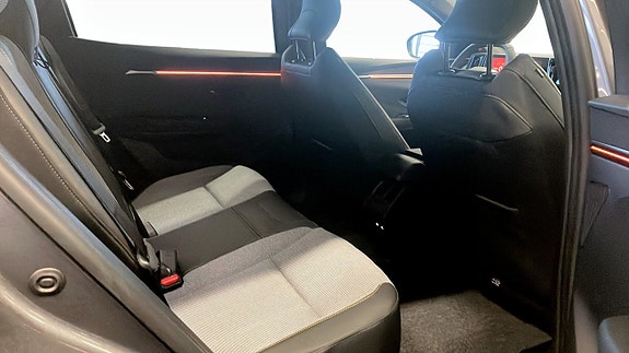Renault Scenic E-Tech 5 of 12