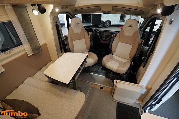 Rapido C55 3 of 16