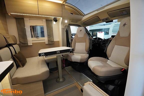 Rapido C55 2 of 16
