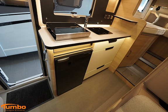Rapido C55 7 of 16
