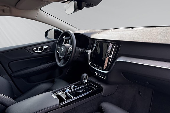 Volvo V60 10 of 15