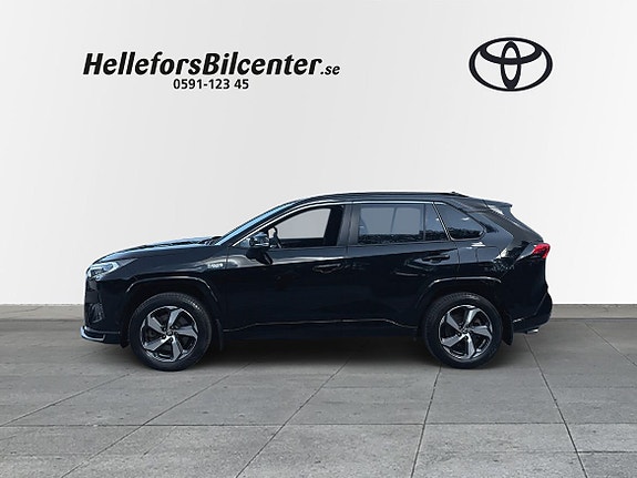 Toyota RAV4 3 of 22