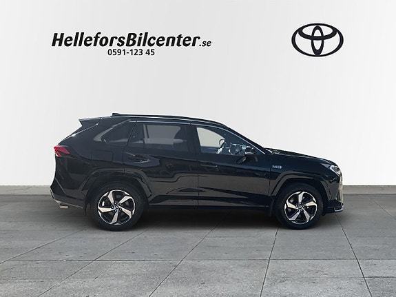 Toyota RAV4 17 of 22