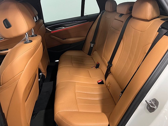 BMW 530e 26 of 26