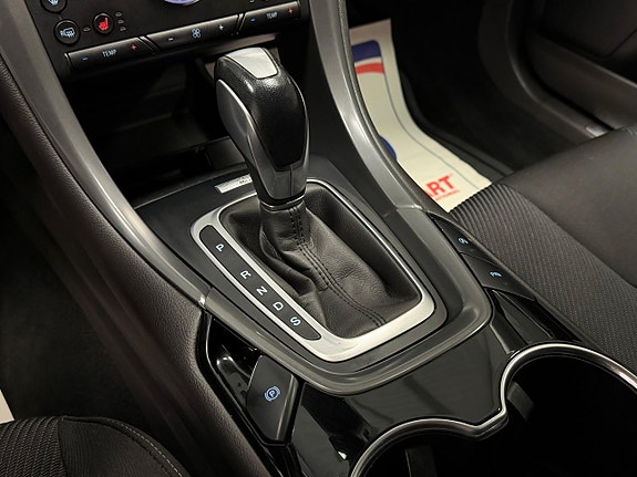 Ford Mondeo 16 of 23