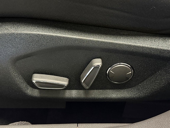Ford Mondeo 14 of 23