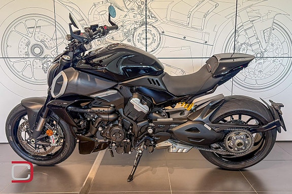 Ducati Diavel V4 *Akrapovic helsystem + kolfiber* 6 of 6