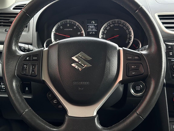 Suzuki Swift 12 of 21
