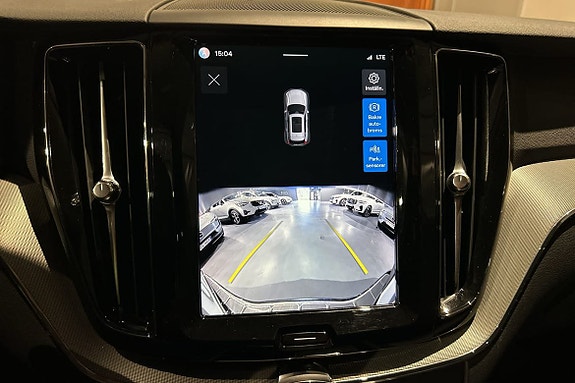 Volvo XC60 16 of 16