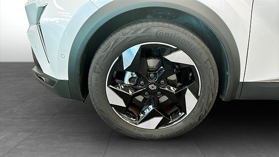 Renault Captur 9 of 24