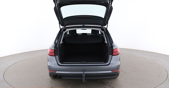 Audi A4 15 of 19