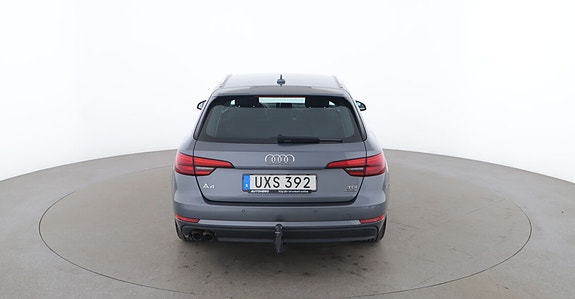 Audi A4 3 of 19
