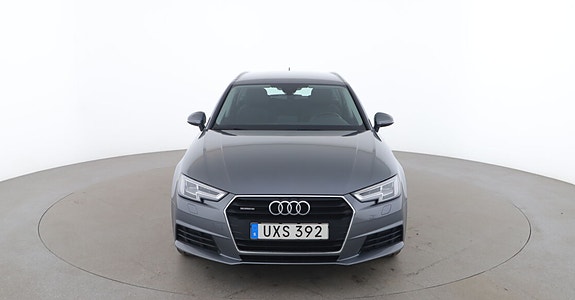 Audi A4 8 of 19