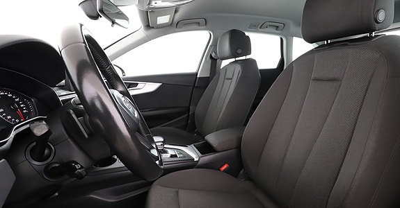 Audi A4 9 of 19