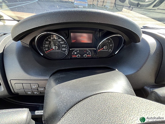 Adria Coral S 670SLT 4 of 11
