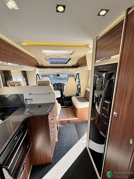Adria Coral S 670SLT 11 of 11