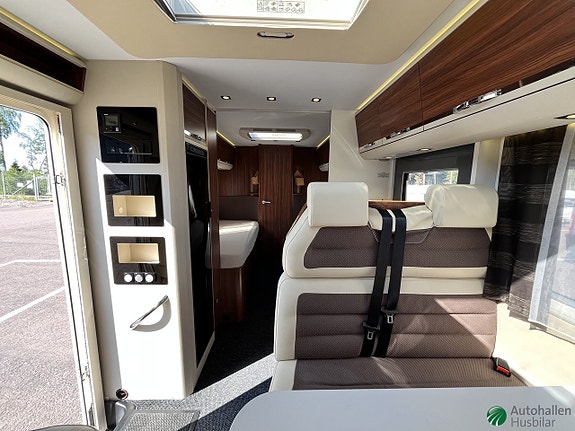 Adria Coral S 670SLT 6 of 11
