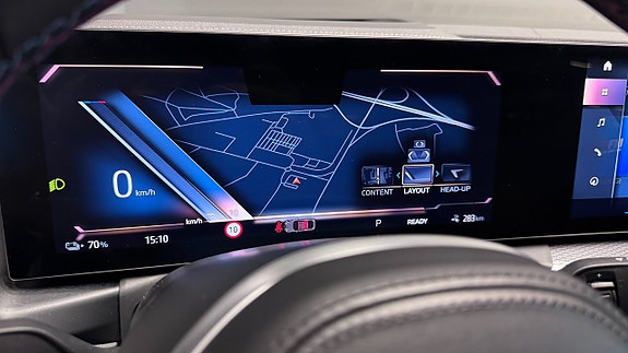 BMW i4 15 of 23