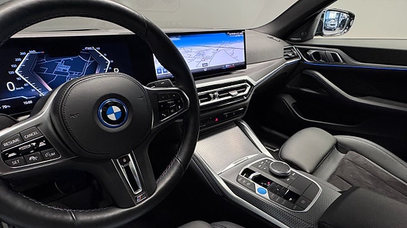 BMW i4 8 of 23