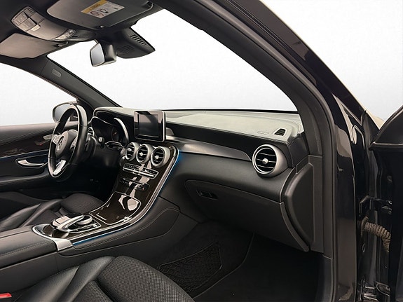 Mercedes-Benz GLC220 d 26 of 30