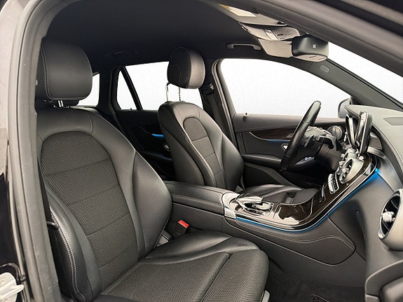Mercedes-Benz GLC220 d 25 of 30