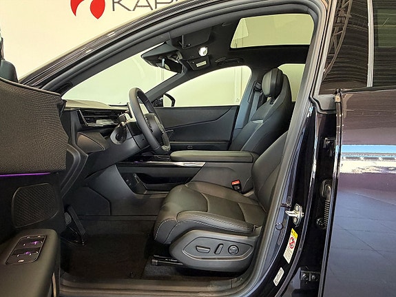 Mazda CX-6e 10 of 26