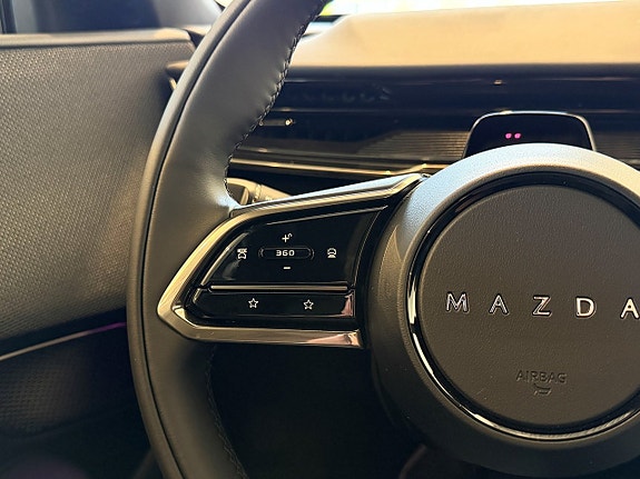 Mazda CX-6e 15 of 26