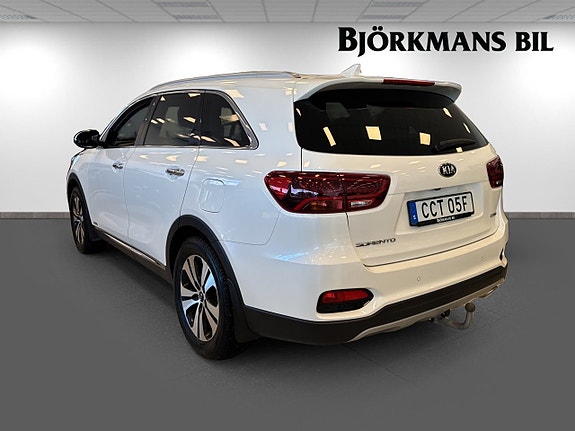 Kia Sorento 6 of 14
