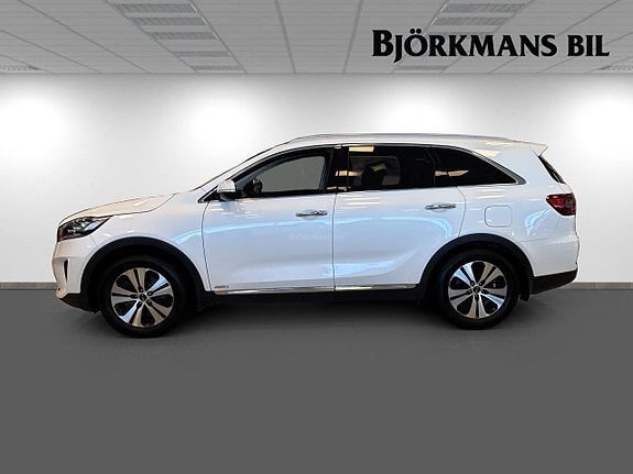 Kia Sorento 4 of 14