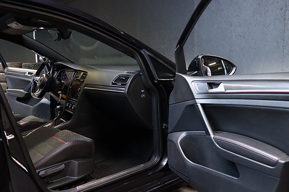 Volkswagen Golf I 9 of 23