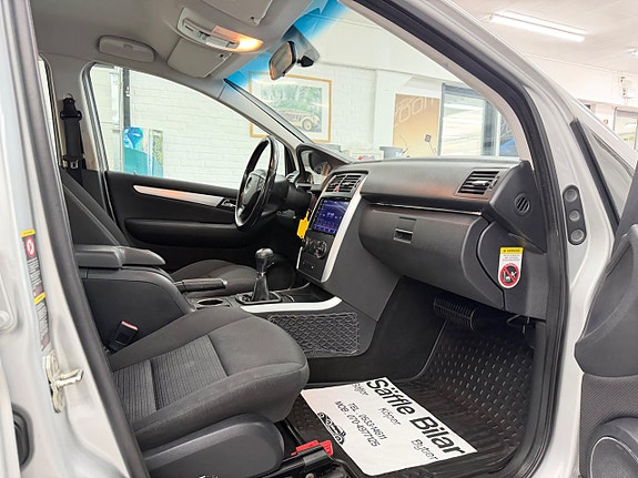 Mercedes-Benz B170 13 of 30