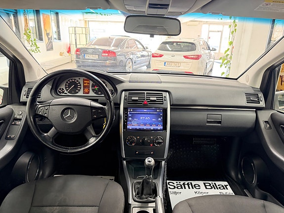 Mercedes-Benz B170 19 of 30