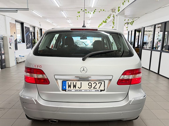 Mercedes-Benz B170 8 of 30
