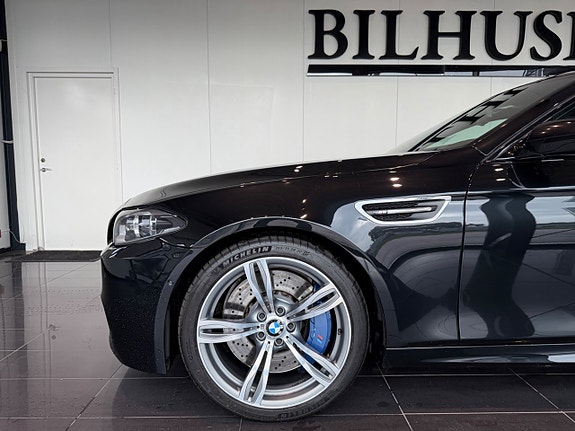 BMW M5 5 of 18