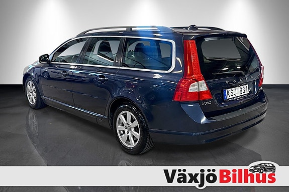 Volvo V70 3 of 9