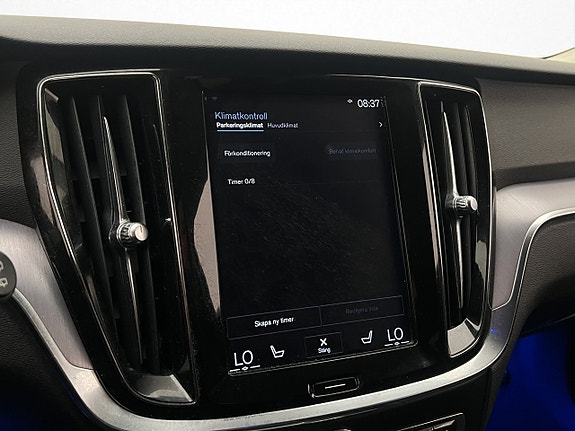 Volvo V60 25 of 30