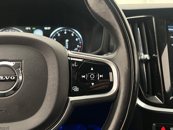 Volvo V60 19 of 30