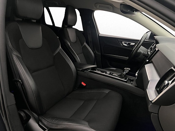 Volvo V60 28 of 30