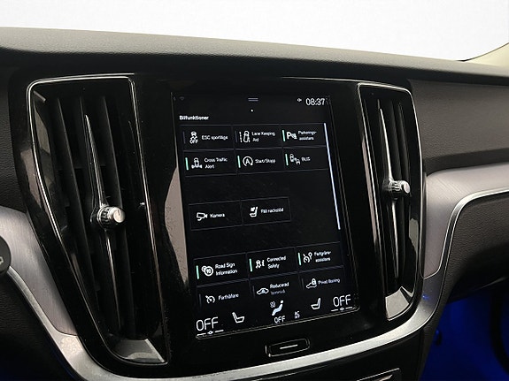 Volvo V60 23 of 30
